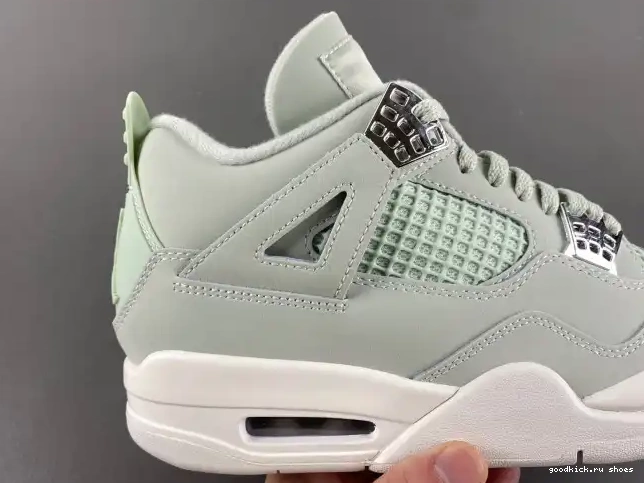 Jordan HV0823-003 Seafoam Air 4 (W) 0426